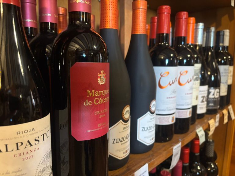 Vinos i Licores Casa Colau Gandia. Licores premium. Distrubuidores.